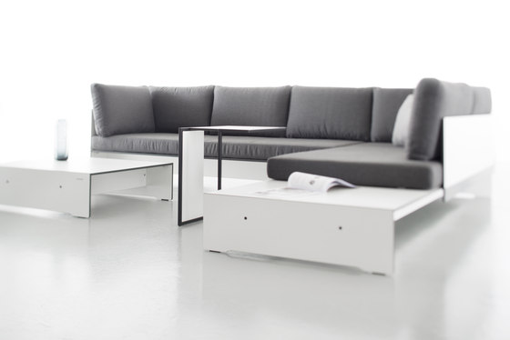 Riva bench with backrest | Bancs | conmoto