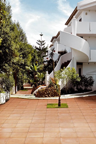 Carthago Marfil & designer furniture | Architonic