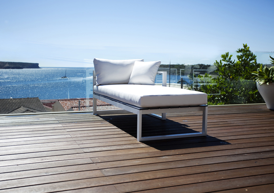 Piano Carver Chair | Sedie | Harbour Outdoor