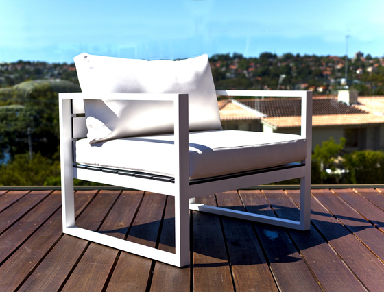 Piano Carver Chair | Chaises | Harbour Outdoor