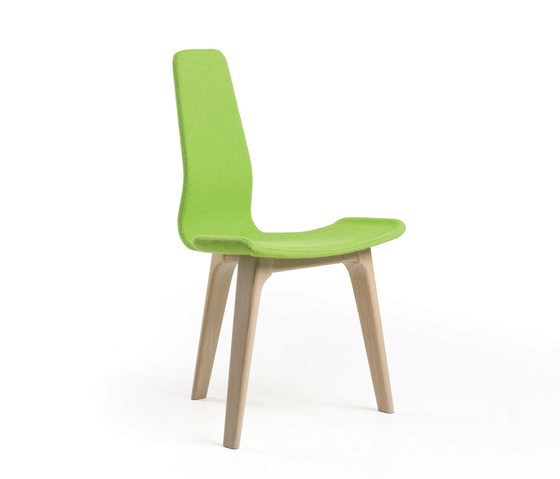 Tapas Upholstered Dining Chair | Sedie | Matthew Hilton
