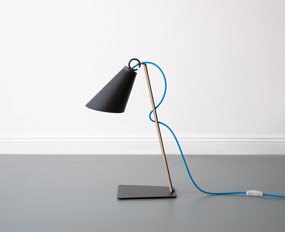 PIT | Floor lamp | Lámparas de pie | Domus