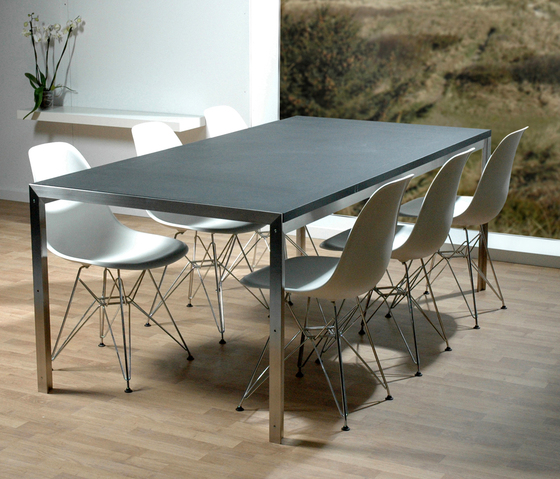 S2 | Dining tables | Peter Boy Design