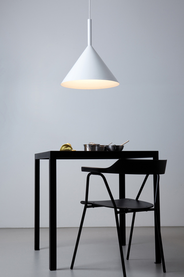 Funnel Table | Lámparas de sobremesa | Vertigo Bird