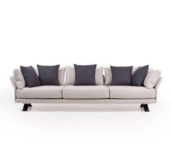 Brando 3-seater Sofa | Canapés | Matthew Hilton