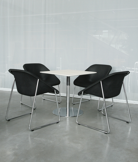 Kola light upholstered | Chairs | Inno