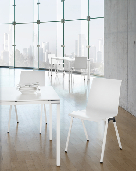 PUBLICA Visitors chair | Chairs | König+Neurath