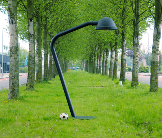 Outsider - Adjustable lamp | Suspensions | Jacco Maris