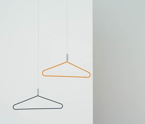 Yokohama Hanger | Coat hangers | Planning Sisplamo