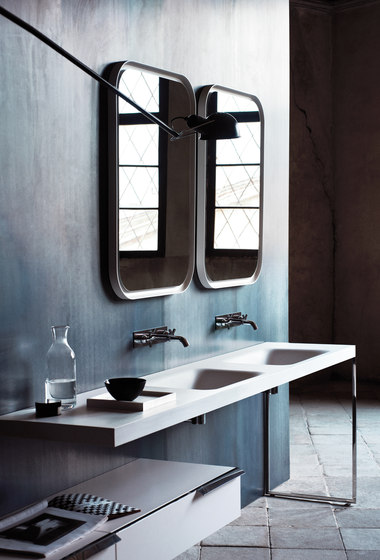 Flat XL | Meubles muraux salle de bain | Agape