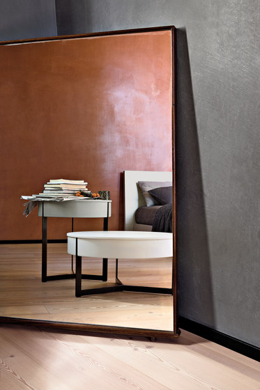 Sign | Side tables | LEMA