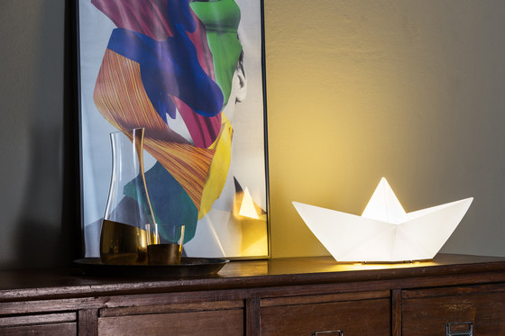 Saily | table lamp | Tischleuchten | Skitsch by Hub Design