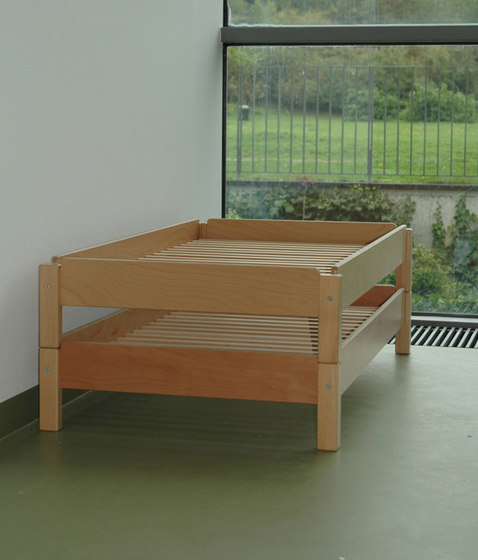 Stacking bed white  DBF-156-10 | Kids beds | De Breuyn