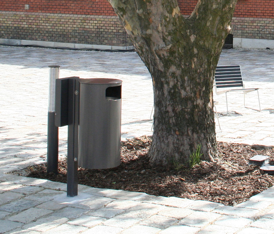 Public bin with ashtray | Poubelle / Corbeille à papier | BURRI