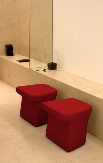 Fedele armchair & pouf | Sessel | viccarbe