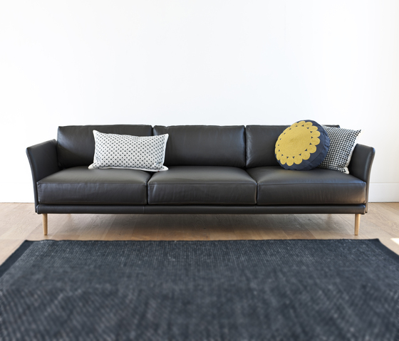 Theo sofa system | Chaise longue | Case Furniture