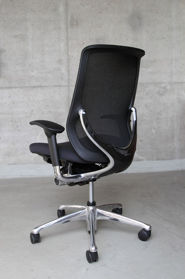 Zephyr | Office chairs | Okamura