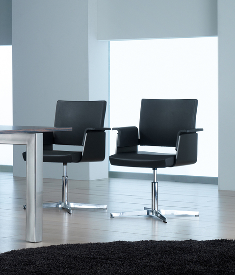 Garbo | Chairs | Forma 5