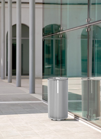 Spencer Clear | Waste baskets | Metalco