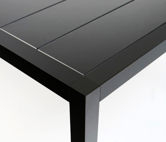 Lamola Aluminium | Dining tables | Richard Ábedu
