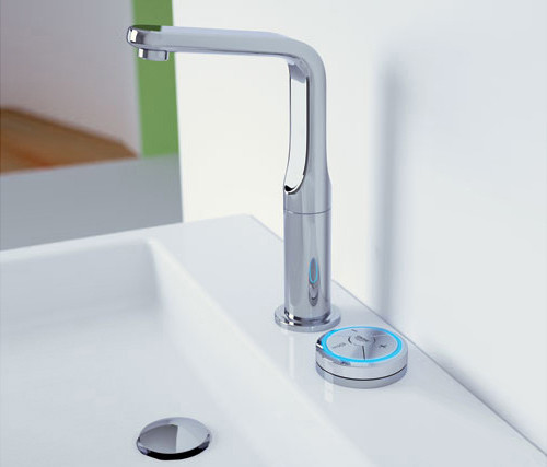 F-digital Digital controller and digital diverter for shower | Shower controls | GROHE