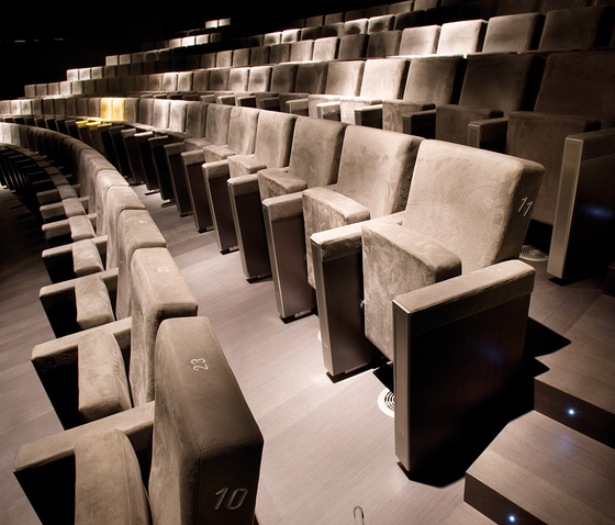 Perseo | Auditorium seating | Ascender