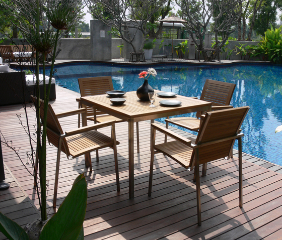 Ananta Lounger | Lettini giardino | Deesawat