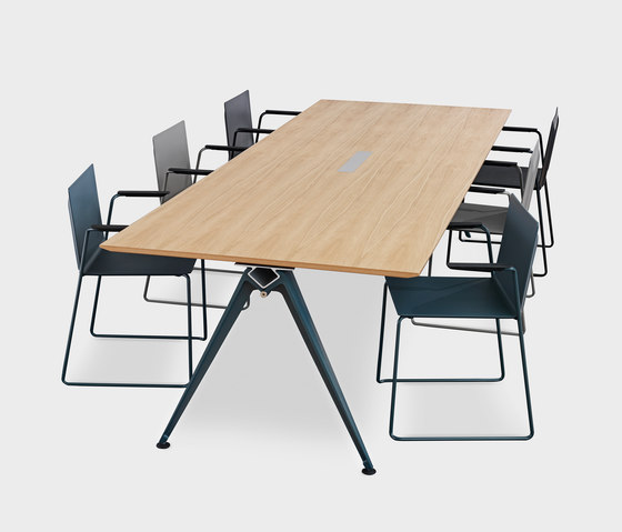 Grip Wood Tisch | Esstische | Randers+Radius