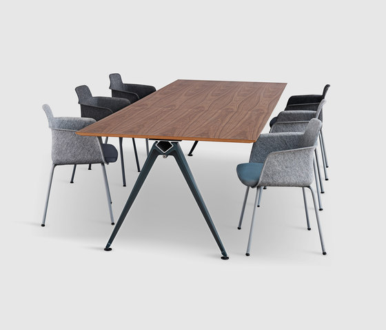 Grip Wood table | Tavoli pranzo | Randers+Radius