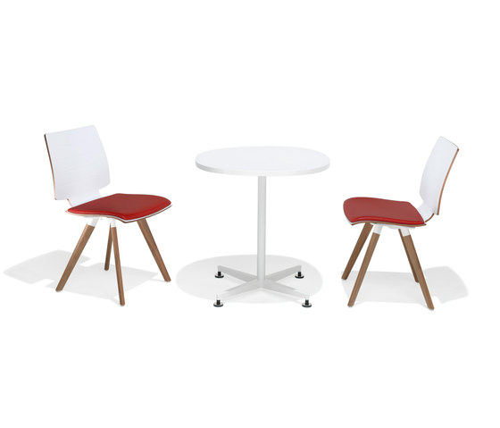 2080/3 uni_verso | Chairs | Kusch+Co