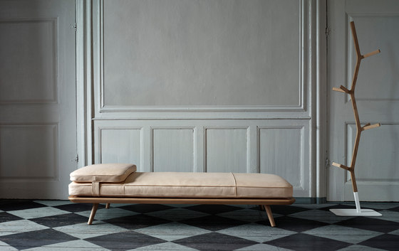Spine coffee table | Couchtische | Fredericia Furniture