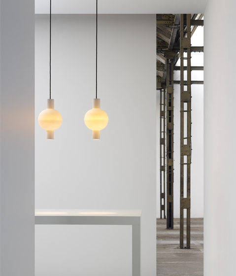 Trou² floor lamp | Free-standing lights | Cordula Kafka