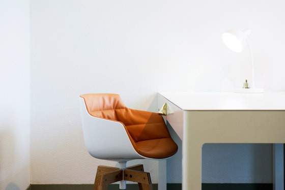 Job Office Desk Lamp | Tischleuchten | Lensvelt