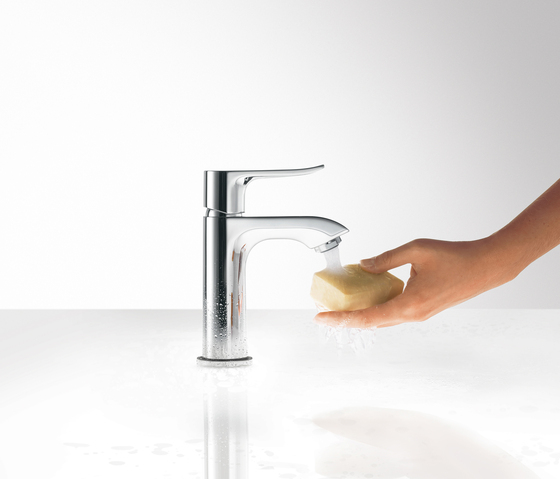 hansgrohe Metris S Single lever basin mixer with pop-up waste set and swivel spout with 120° range | Wash basin taps | Hansgrohe