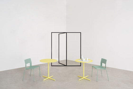Kobe chair steel rod by Desalto