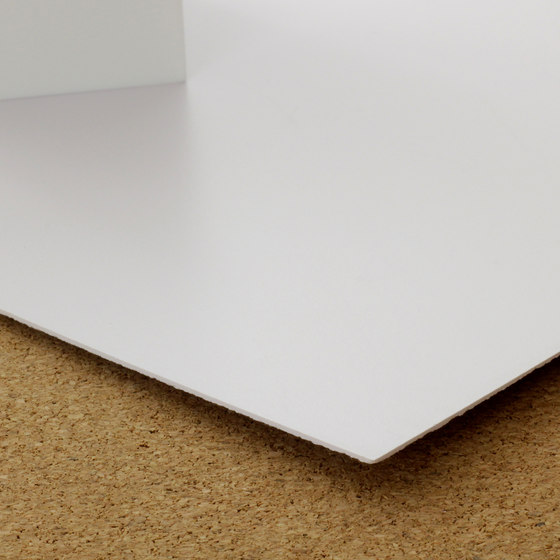 Solid-colour high pressure laminate | Plastique | selected by Materials Council