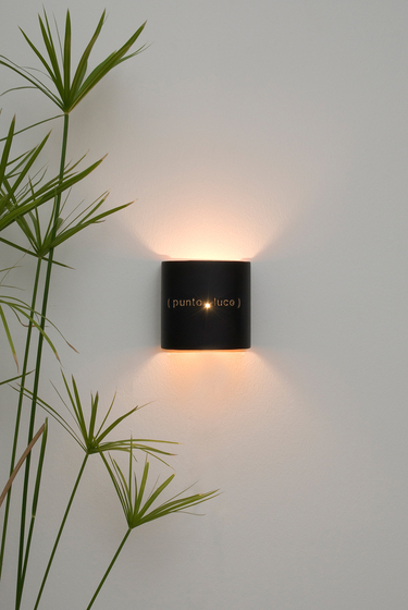 Punto Luce wall lamp | Lámparas de pared | IN-ES.ARTDESIGN