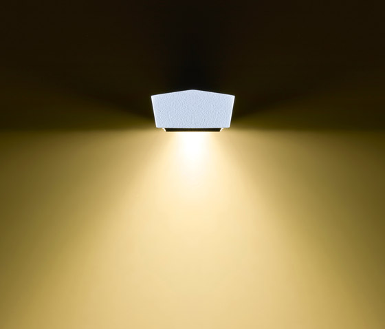 Lisgo Straight - Pendant Luminaire | Lampade sospensione | OLIGO