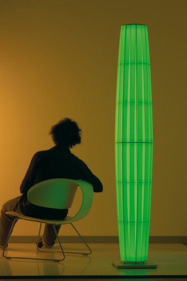 Colonne RVB/RGB H160 floor lamp | Lampade piantana | Dix Heures Dix