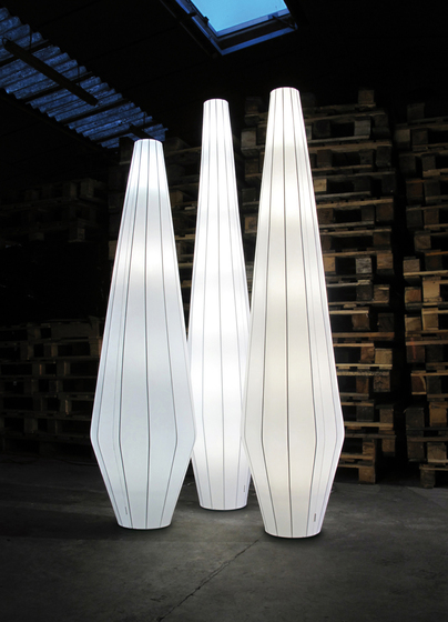 Nature floor lamp | Free-standing lights | Dix Heures Dix