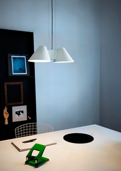 Billy BL Floor Lamp | Free-standing lights | Kalmar