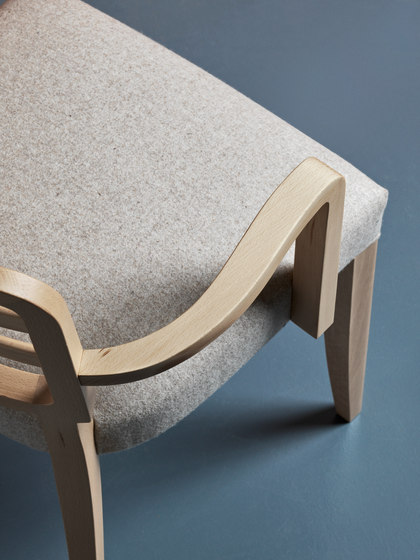 Wiener 06 | Bar stools | Very Wood