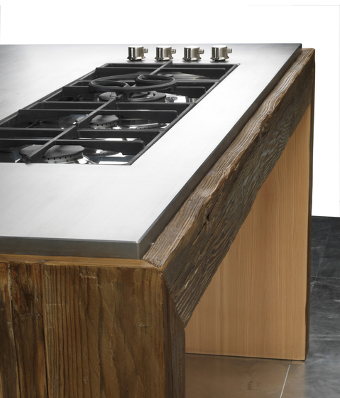 Cucina kitchen table | Kitchen furniture | Haute Material