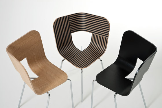 Tria Wood Chair 4 | Chairs | Colé