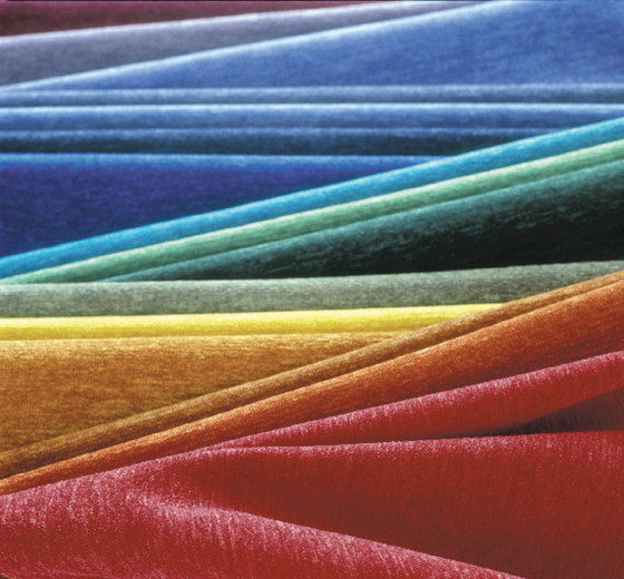Plain 20 | Upholstery fabrics | Svensson