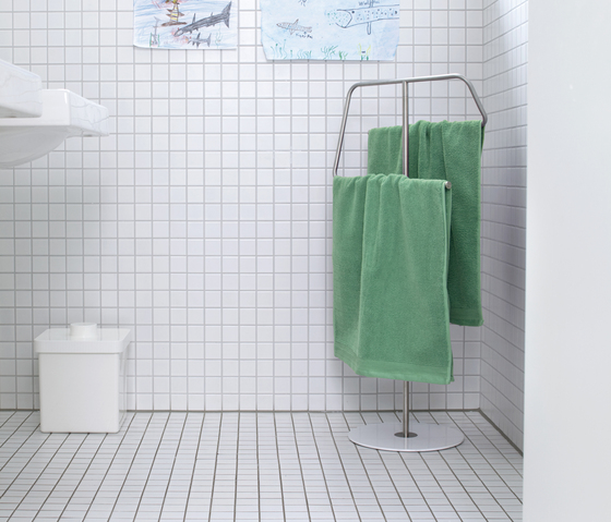 KALI Towel stand | Porte-serviettes | Authentics