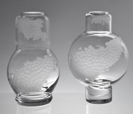 Reused History Cut Vase V3 | Floreros | PCM Design
