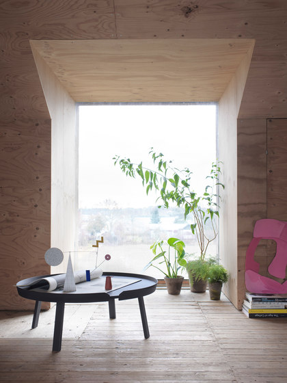 Around Coffee Table | Small | Side tables | Muuto