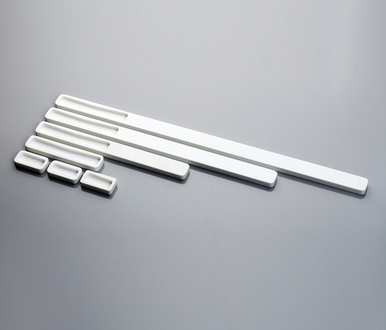 Linie 4 furniture handle | Cabinet handles | AMOS DESIGN