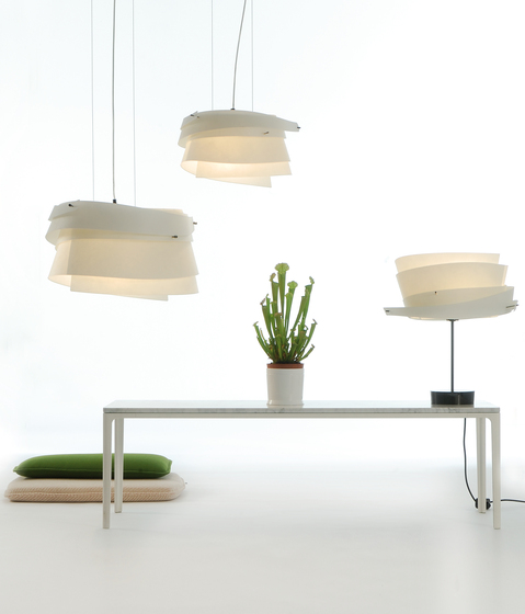 Ossy Table lamp | Table lights | Fambuena